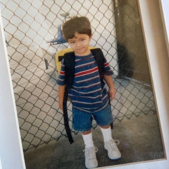 Meet your Posher, Sal - Picture 1 of 1